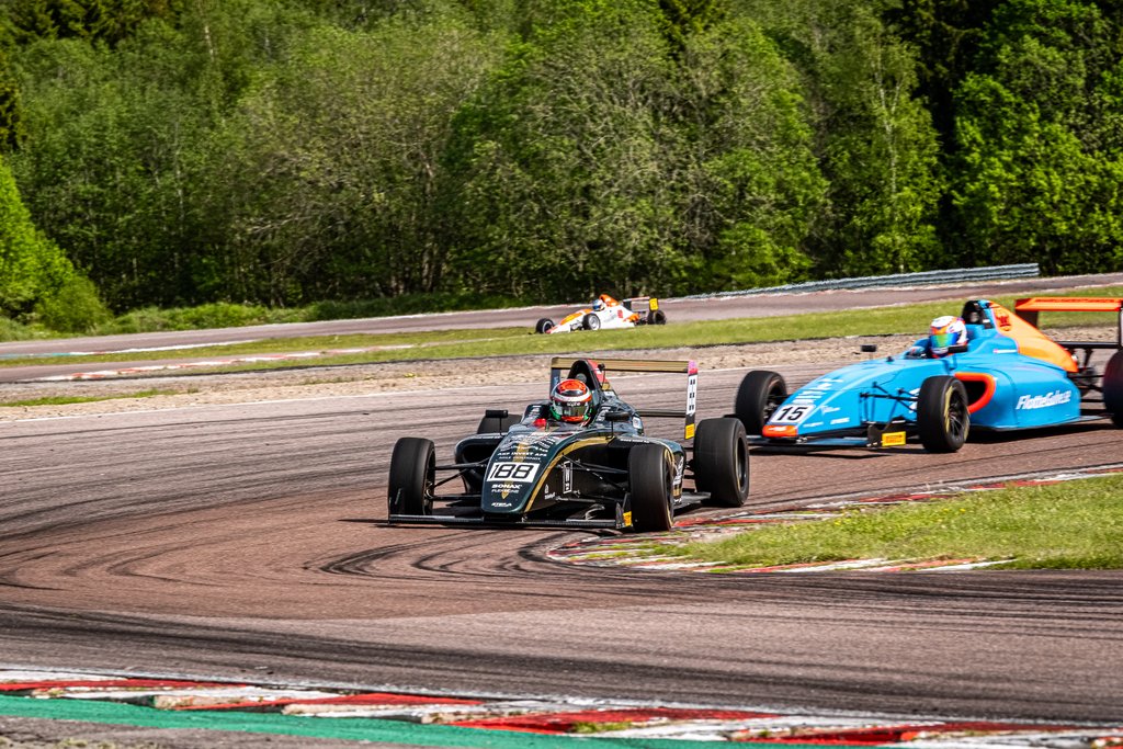 (Foto: STEP Motorsport)